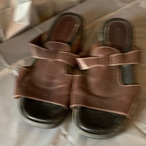 Liz Claiborne Brown Leather Slide Mules